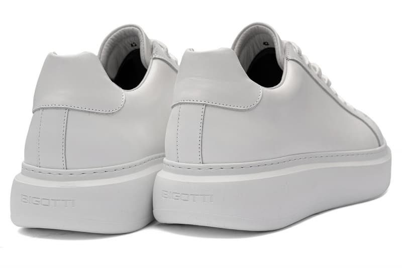 White natural leather sneakers