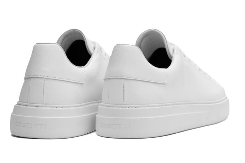 White natural leather sneakers