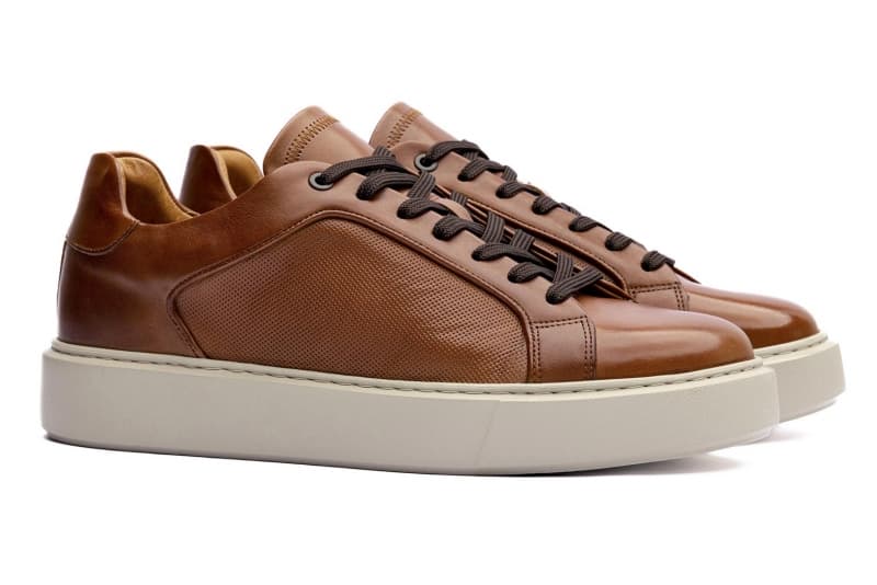 Brown natural leather sneakers