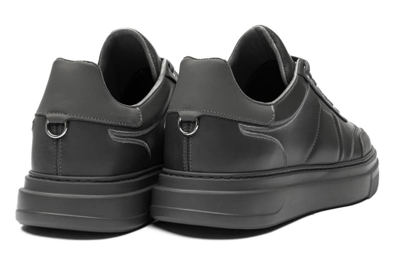 Grey natural leather sneakers