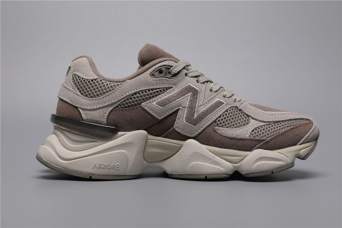 New Balance 9060 Mushroom